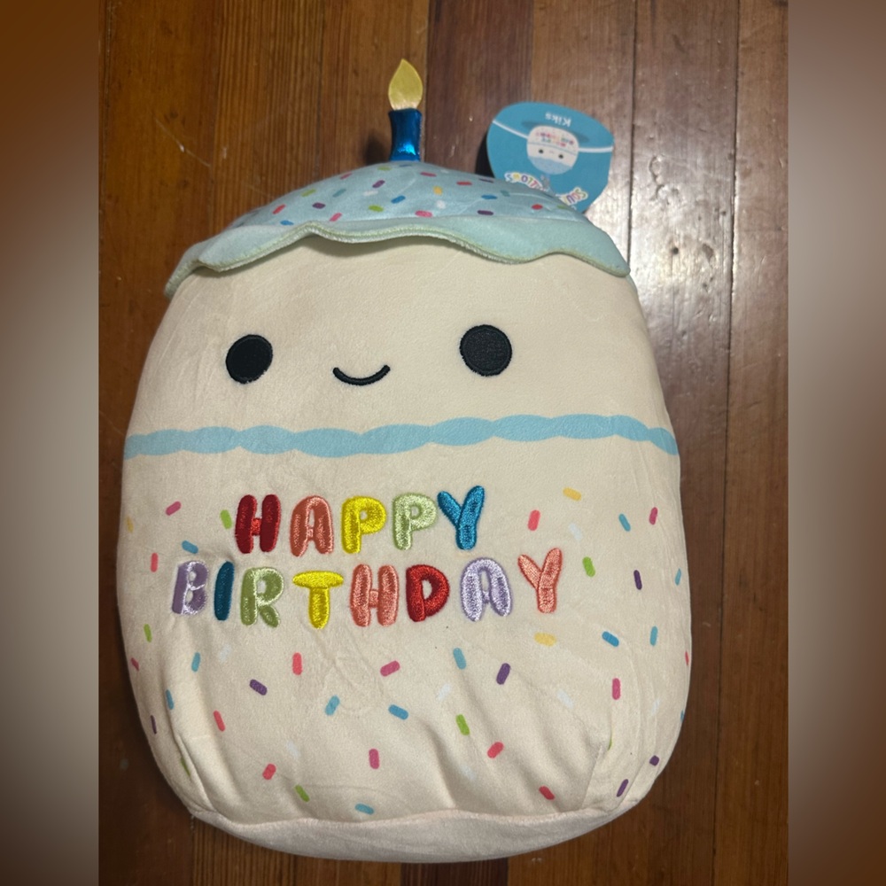 Kiks Happy Birthday Squishmallow 11” NWT